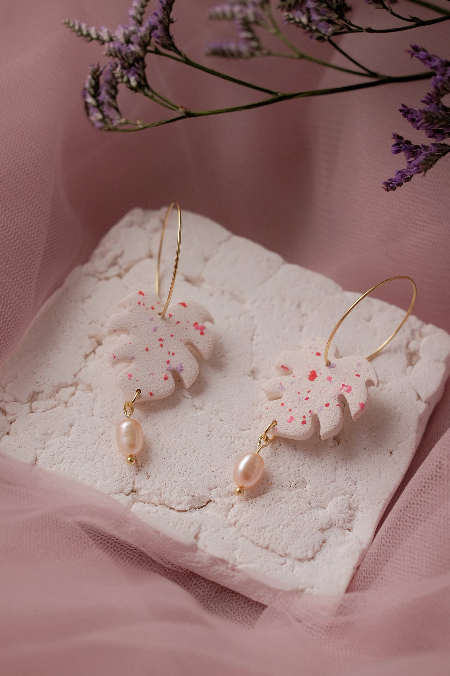 Pinky Monstera Hoops